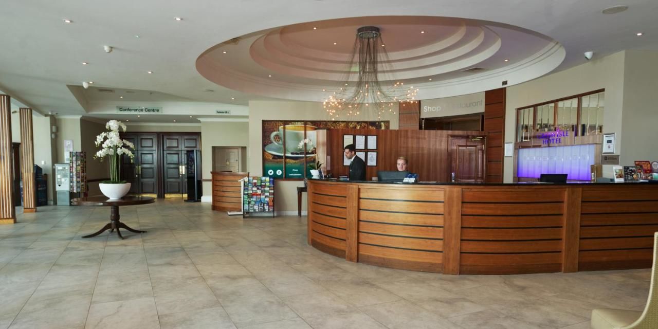 Отель Green Isle Hotel, Dublin Клондолкин